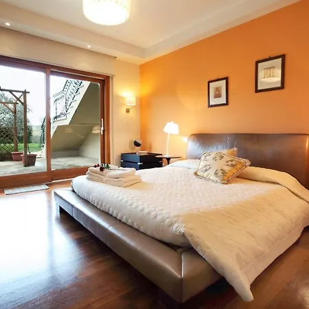 7 Bedrooms With Shared Pool Jacuzzi And Furnished Garden At San Michele Villa Mondavio